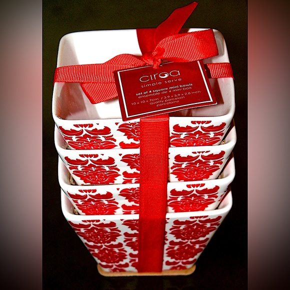 CIROA SIMPLE SERVE MINI BOWLS SQUARE RED WHITE NWT PORCELAIN - Picture 3 of 3